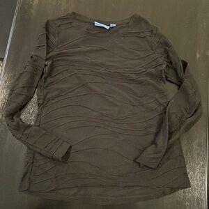 Simply Vera want size small long sleeve black T-shirt -WORN condition